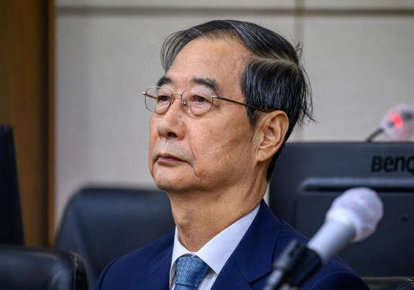 前总理韩出席叛乱案首次庭审，引爆舆论关注！