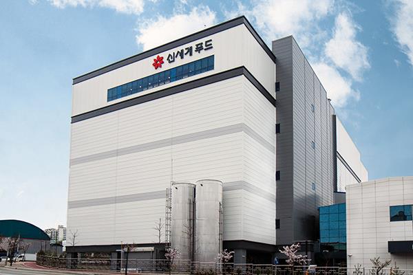 韩妆代工厂获500亿投资！新世界食品跨界美妆引爆行业新风口