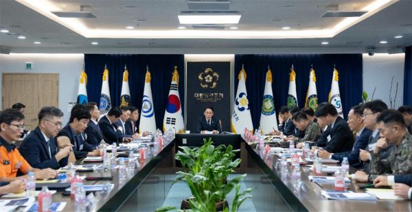 总统办公室商讨APEC峰会安保方案，确保万无一失！