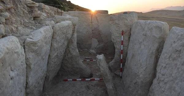 西班牙惊现5000年前巨型古墓，考古界炸锅了！