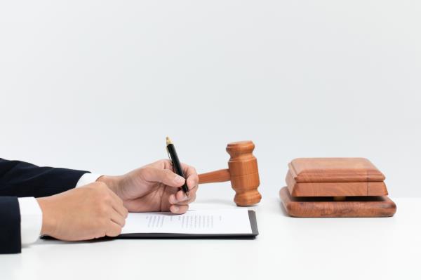 韩国七成法学院学生出身富裕家庭，阶层固化现象引热议