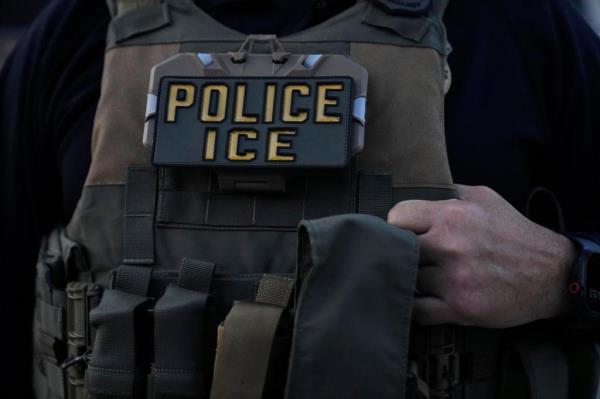 【重磅出击】ICE高薪招募令曝光！全美警员争相跳槽，你还在等什么？